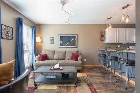 739 Hyde Dr, O'fallon, MO 63366 photo 5