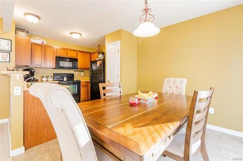 165 Brushy Brook Dr, O'fallon, MO 63366 photo 6