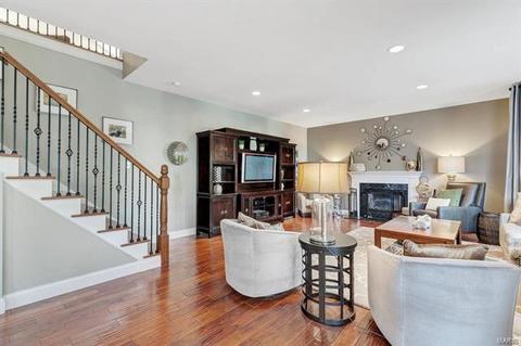 208 Chestnut Hill Dr, O'fallon, MO 63368 photo 17