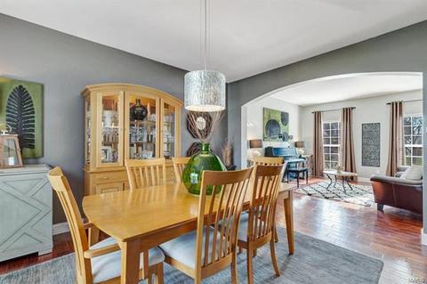 208 Chestnut Hill Dr, O'fallon, MO 63368 photo 8