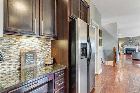 208 Chestnut Hill Dr, O'fallon, MO 63368 photo 9