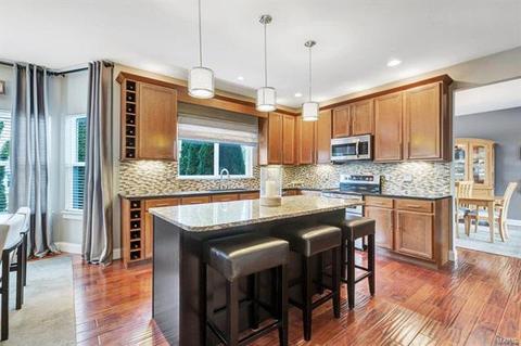 208 Chestnut Hill Dr, O'fallon, MO 63368 photo 11
