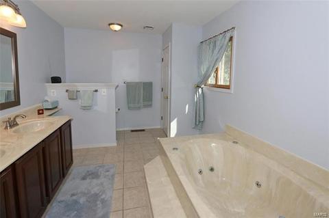 357 Round Tower, Saint Charles, MO 63304 photo 26