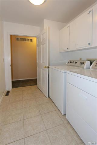 357 Round Tower, Saint Charles, MO 63304 photo 31