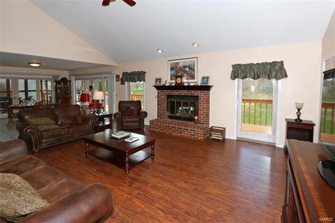 357 Round Tower, Saint Charles, MO 63304 photo 12