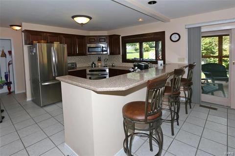 357 Round Tower, Saint Charles, MO 63304 photo 19