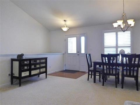 4 Jamesport Ct, O'fallon, MO 63366 photo 8