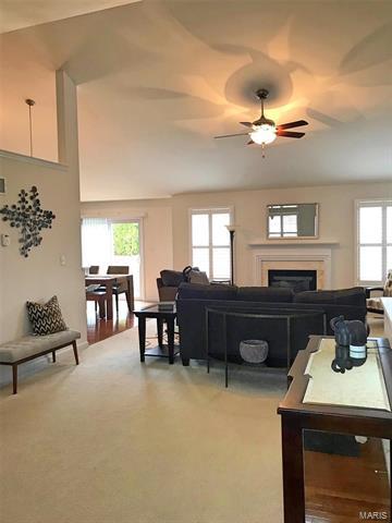 4 Jamesport Ct, O'fallon, MO 63366 photo 2