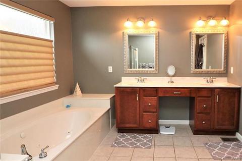 707 Vista Glen Ct, Eureka, MO 63025 photo 15