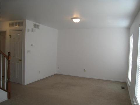 435 Parkview Place Dr, Ellisville, MO 63021 photo 2