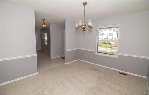 820 Justerini Dr, Ballwin, MO 63011 photo 8