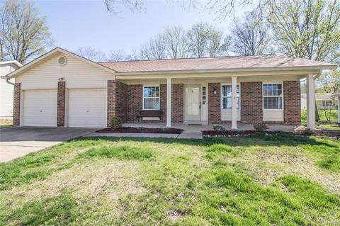 820 Justerini Dr, Ballwin, MO 63011 photo 1