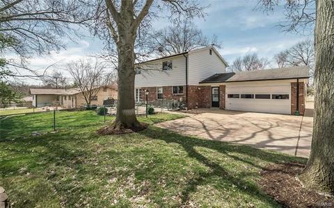 12 Cool Meadows Dr, Ballwin, MO 63011 photo 36
