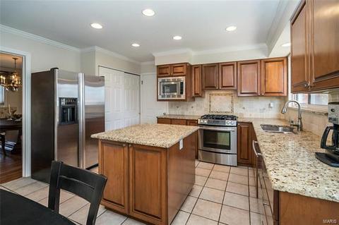12 Cool Meadows Dr, Ballwin, MO 63011 photo 15