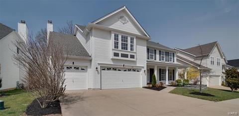 623 Legends Bluffs Ct, Eureka, MO 63025 photo 2