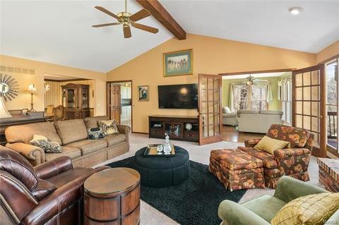 437 Thunderhead Cyn, Wildwood, MO 63011 photo 8