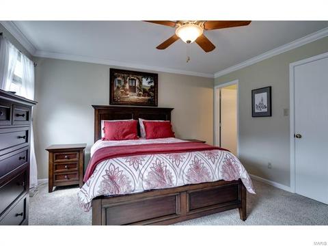 2583 Barrett Place Dr, Ballwin, MO 63021 photo 11