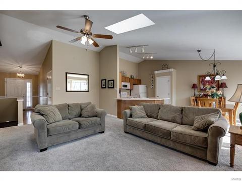 2583 Barrett Place Dr, Ballwin, MO 63021 photo 4
