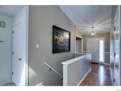 2583 Barrett Place Dr, Ballwin, MO 63021 photo 2