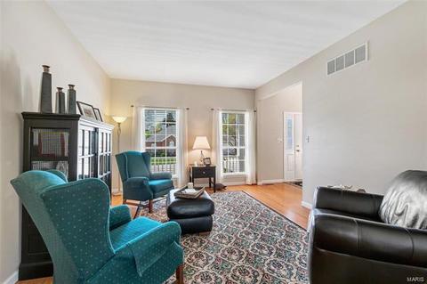 731 Castle Pines Dr, Ballwin, MO 63021 photo 7