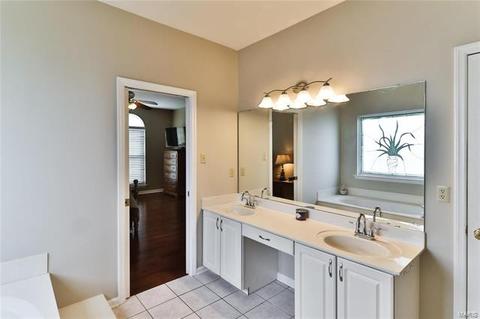 914 Crown Pointe Estates Dr, Wildwood, MO 63021 photo 27