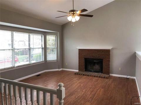 8 Rustler Ct, O'fallon, MO 63368 photo 4