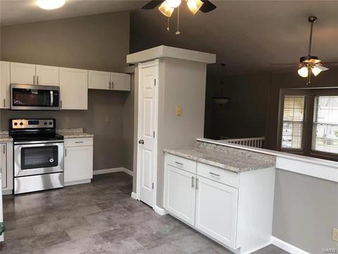 8 Rustler Ct, O'fallon, MO 63368 photo 7