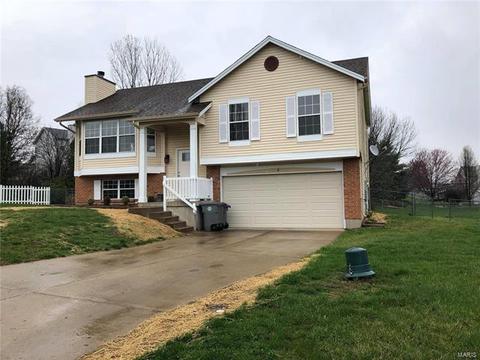 8 Rustler Ct, O'fallon, MO 63368 photo 2