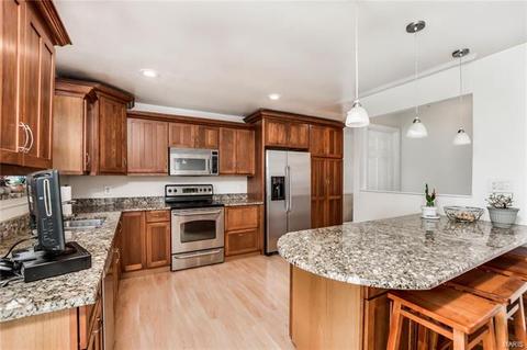 710 Valley View Dr, Manchester, MO 63011 photo 7