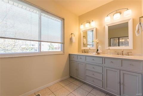 539 Lering Ct, Ballwin, MO 63011 photo 23