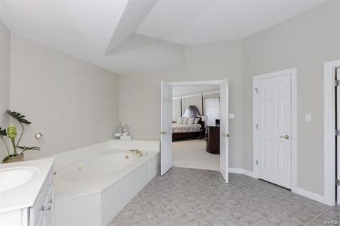 1243 Polo Lake Dr, Ellisville, MO 63021 photo 26