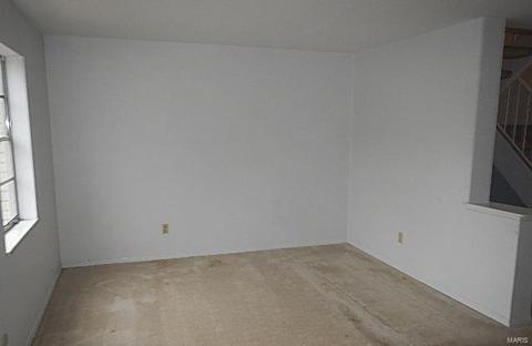 837 Portsdown Rd, Ballwin, MO 63011 photo 3