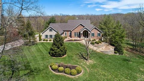 1641 Summit Estates Dr, O'fallon, MO 63366 photo 4