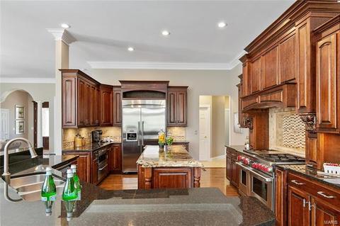 1641 Summit Estates Dr, O'fallon, MO 63366 photo 14