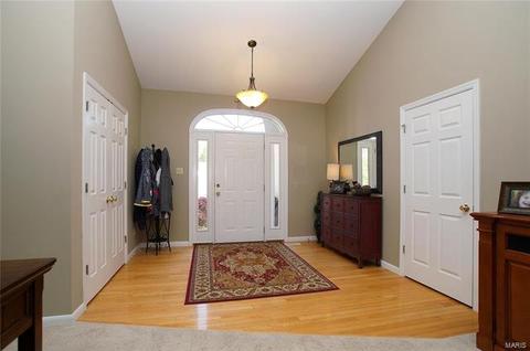 513 Crown Pointe Estates Ct, Wildwood, MO 63021 photo 2