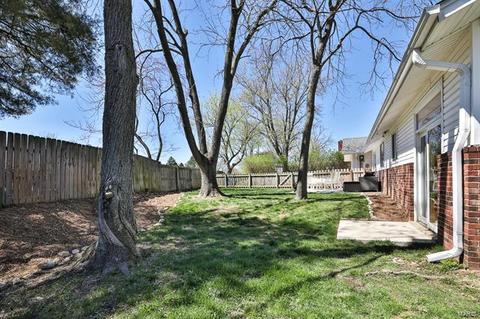 693 Henry Ave, Manchester, MO 63011 photo 20