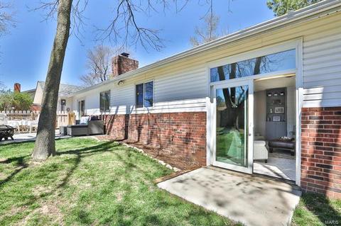 693 Henry Ave, Manchester, MO 63011 photo 21