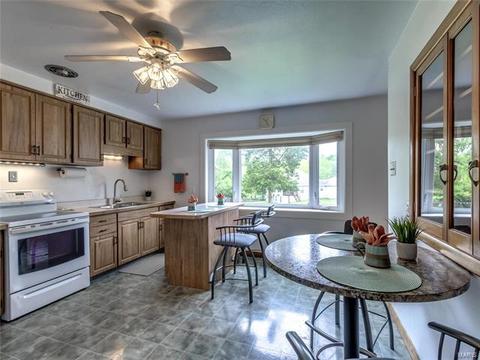 782 Rojean Dr, Ellisville, MO 63021 photo 4