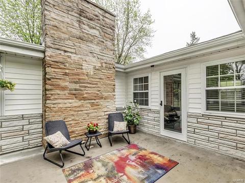 782 Rojean Dr, Ellisville, MO 63021 photo 3