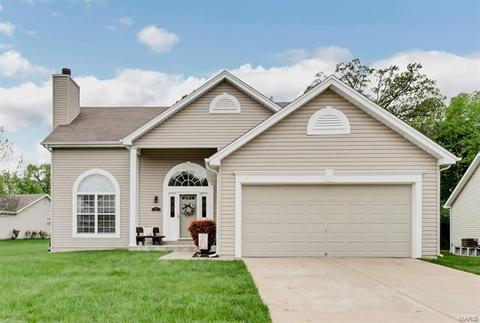 27 Saint Nicholas Ct, O'fallon, MO 63366 photo 1