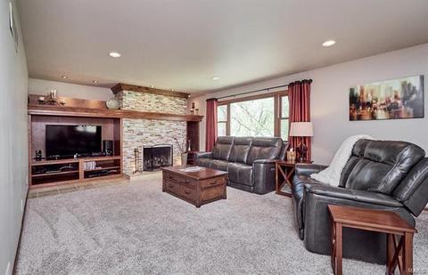 727 Cordes St, O'fallon, MO 63366 photo 3