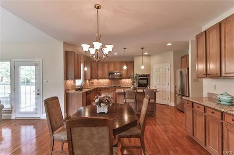 27 Orchard Trace Ln, Grover, MO 63040 photo 5