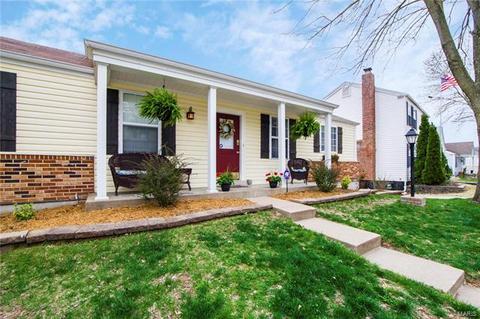 106 Lamplighter, O'fallon, MO 63368 photo 2
