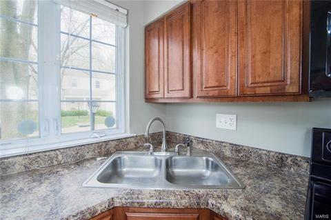 106 Lamplighter, O'fallon, MO 63368 photo 9