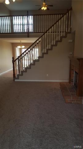 667 Hawk Run Dr, O'fallon, MO 63368 photo 2