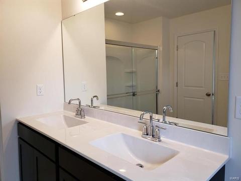 203 Bluestem Ln, O'fallon, MO 63366 photo 7