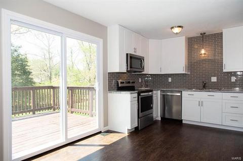 42 Roland Ave, Ballwin, MO 63021 photo 9