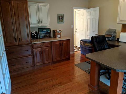 711 Barham Down Dr, Ballwin, MO 63011 photo 8