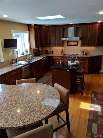 711 Barham Down Dr, Ballwin, MO 63011 photo 13