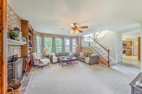 127 Rightfield Dr, O'fallon, MO 63366 photo 5